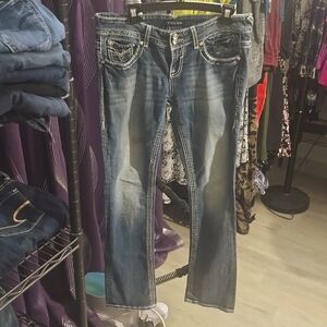 Vigoss size 7-8 the new York/slim boot